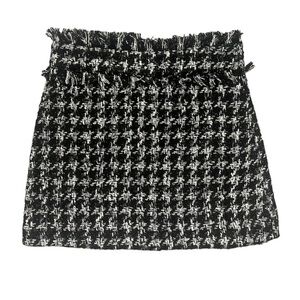 Katie J Girls size M skirt